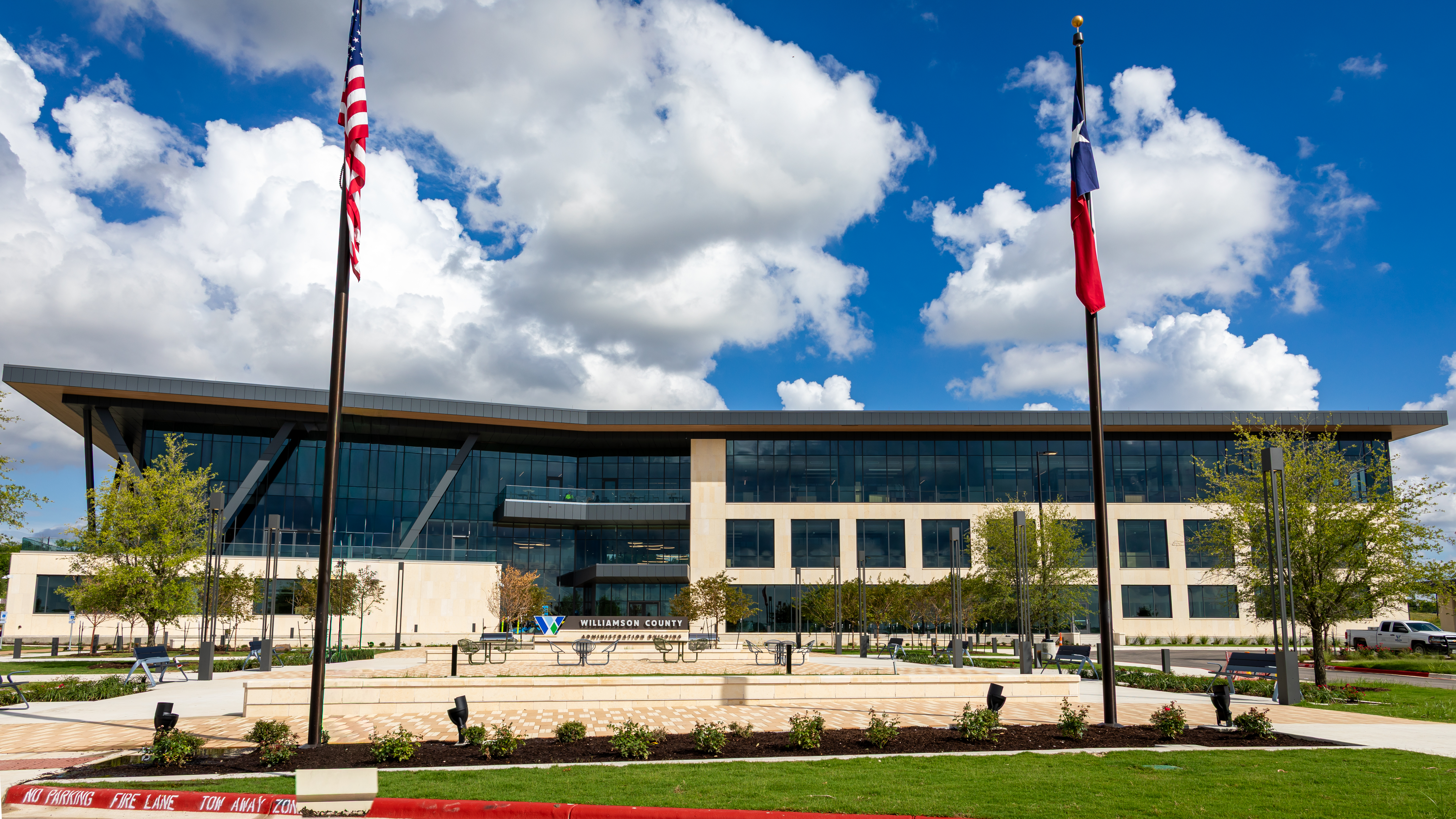 Front view of the Williamson County Administration Building
