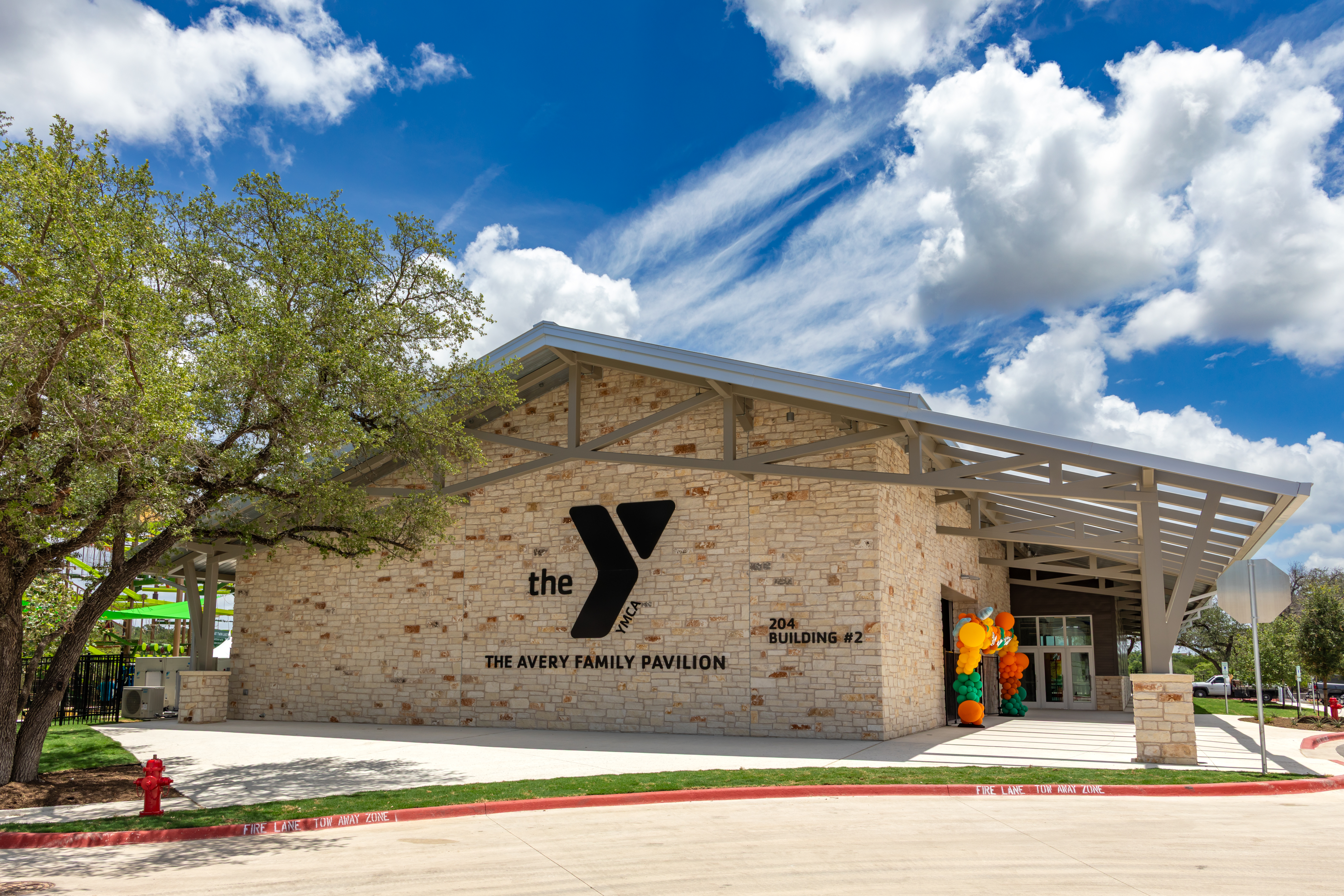 Twin Lakes YMCA Expansion outdoor shot of building