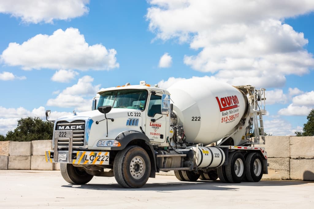 Update: Lauren Clinches Spot in 2026 Mack Calendar — article image