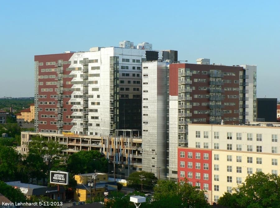 2400 Nueces - Gallery